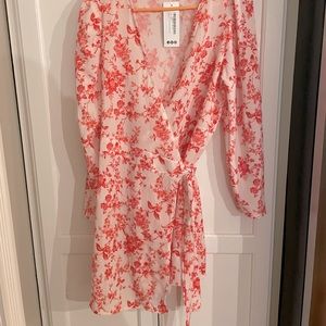 Pink floral wrap mini